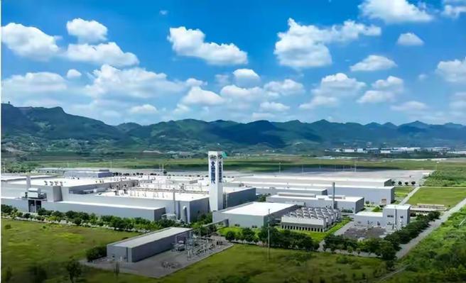 10月11日,北京现代汽车重庆工厂项目第三次挂牌,转让底价为